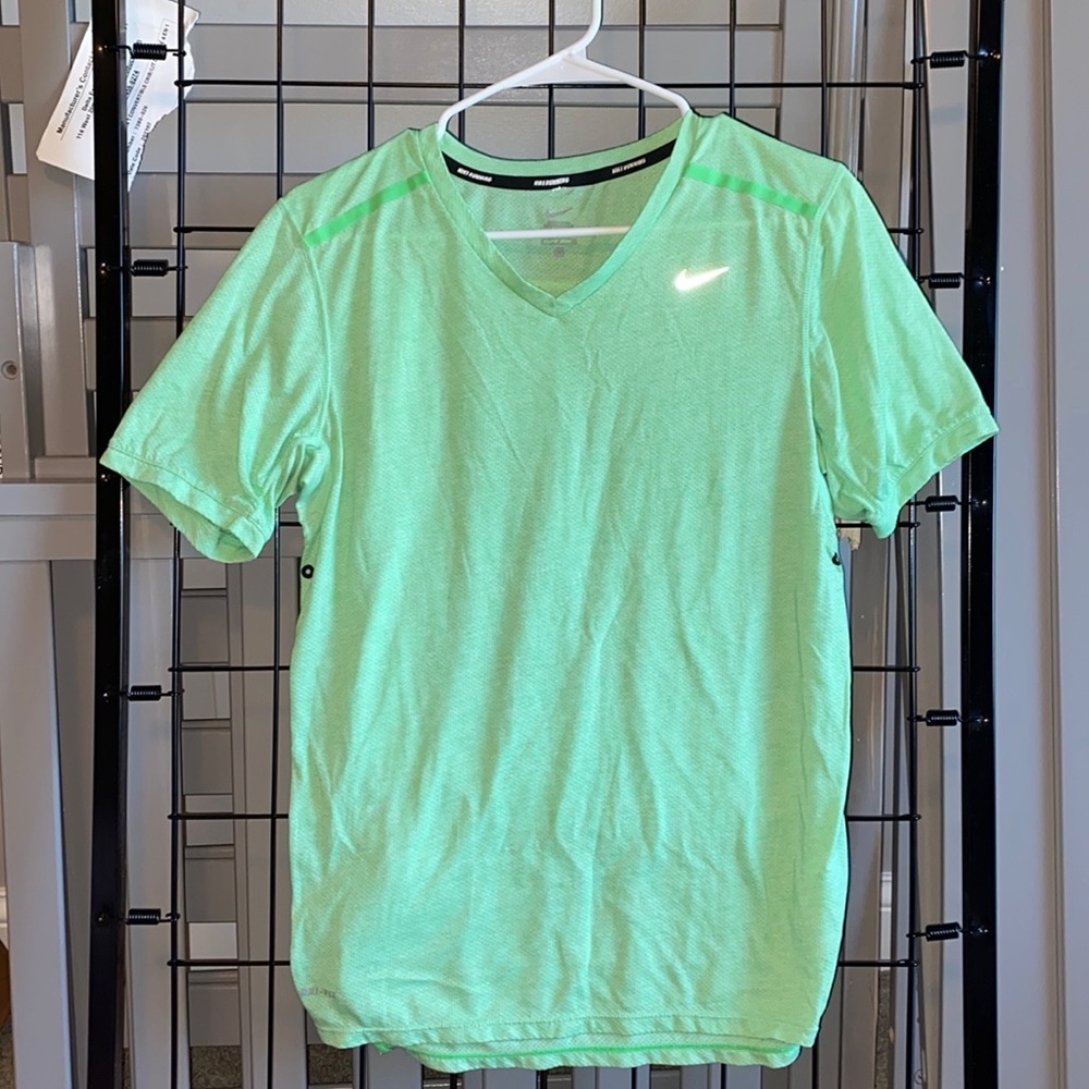 Men’s Nike Running Performance Shirt (V-Neck, w/pocket)